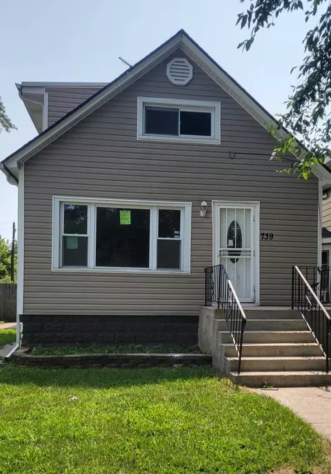 739 E 144th St, Dolton, IL 60419
