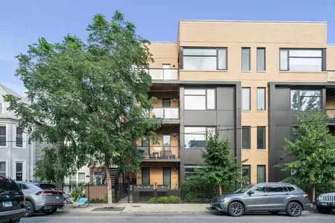 1841 N California Ave #4A, Chicago, IL 60647