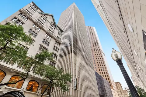 100 E Walton St #26D, Chicago, IL 60611
