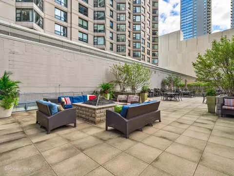 Exterior - 400 E Ohio St #802, Chicago, IL 60611 photo 5 of 5