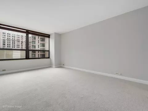 Bedroom - 400 E Ohio St #802, Chicago, IL 60611 photo 2 of 3