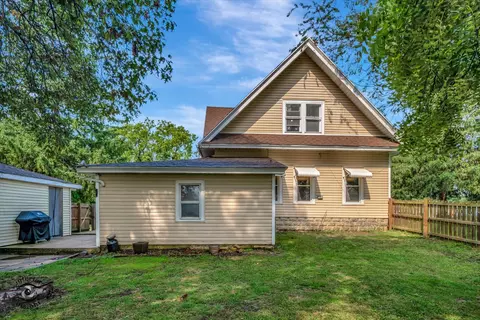 463 S Third St, Peotone, IL 60468 photo 25