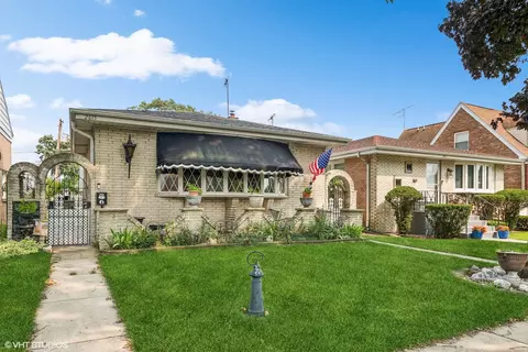 2615 N Spruce St, River Grove, IL 60171