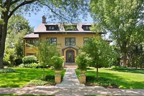200 S Stone Ave, La Grange, IL 60525