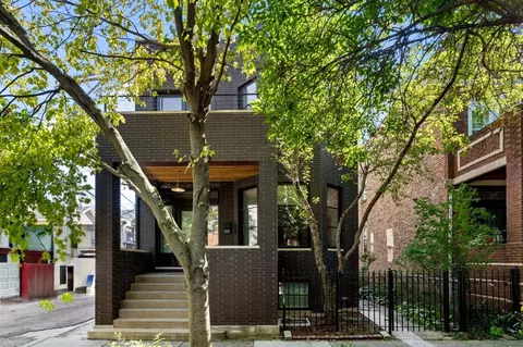 2113 W Shakespeare Ave, Chicago, IL 60647