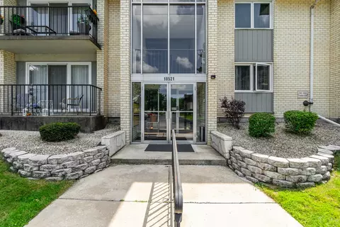 18521 Wentworth Ave #3D, Lansing, IL 60438