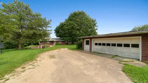 Exterior - 9237 N Conger Rd, Byron, IL 61010 photo 1 of 23