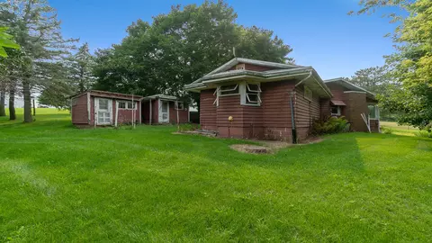 Exterior - 9237 N Conger Rd, Byron, IL 61010 photo 5 of 23