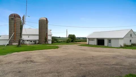 Exterior - 9237 N Conger Rd, Byron, IL 61010 photo 20 of 23
