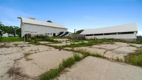 Exterior - 9237 N Conger Rd, Byron, IL 61010 photo 18 of 23