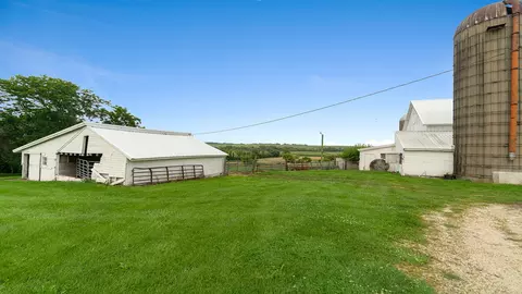 Exterior - 9237 N Conger Rd, Byron, IL 61010 photo 11 of 23