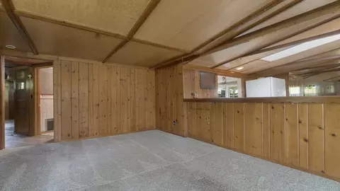 Living - 9237 N Conger Rd, Byron, IL 61010 photo 5 of 6