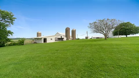 Exterior - 9237 N Conger Rd, Byron, IL 61010 photo 8 of 23