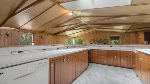Kitchen - 9237 N Conger Rd, Byron, IL 61010 photo 1 of 4