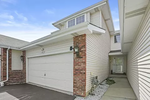 5617 W Sutton Pl #B, Monee, IL 60449 photo 2