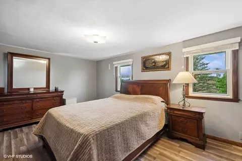 Bedroom - 11719 Engelhardt Rd, Harvard, IL 60033 photo 2 of 2