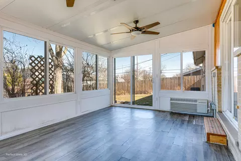 20 Forest Park Ln, Hoffman Estates, IL 60169 photo 22