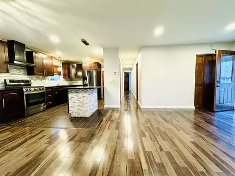 20 Forest Park Ln, Hoffman Estates, IL 60169 photo 12