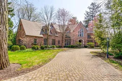 964 Lake Rd, Lake Forest, IL 60045