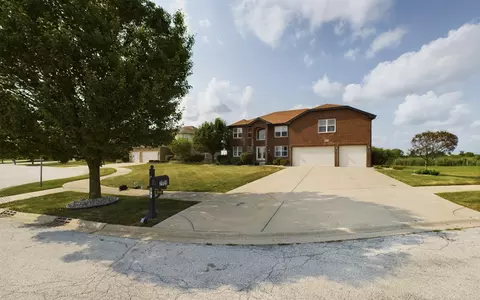 2909 Delphi Ct, Olympia Fields, IL 60461 photo 3