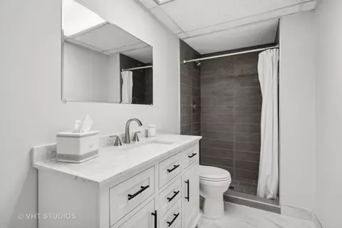 3535 Harris Dr, Northbrook, IL 60062 photo 16