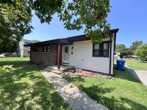 1121 N Chicago Pl, Kankakee, IL 60901