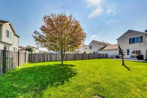 800 Daniel Dr, Minooka, IL 60447 photo 34