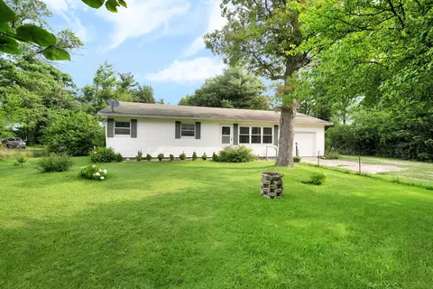 10959 W 3000n Rd, Bonfield, IL 60913