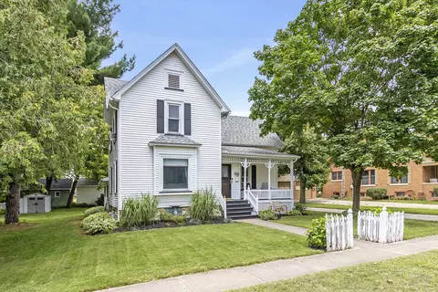 340 E Washington St, Somonauk, IL 60552