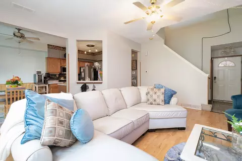 1685 Spaulding Rd, Bartlett, IL 60103 photo 5