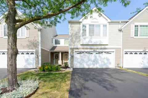 1685 Spaulding Rd, Bartlett, IL 60103