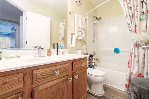 1685 Spaulding Rd, Bartlett, IL 60103 photo 12