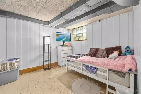 Bedroom - 777 Murray Ave, Elgin, IL 60123 photo 2 of 2