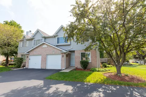 836 N 1st St, Elburn, IL 60119