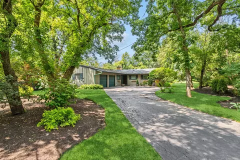 980 Verda Ln, Lake Forest, IL 60045