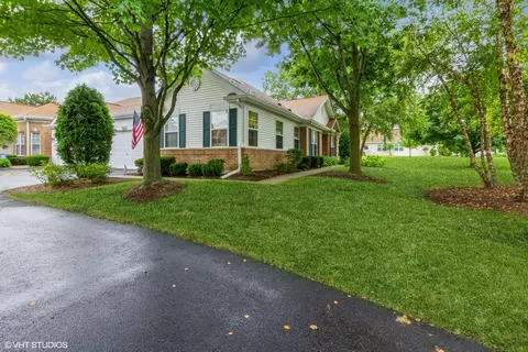 21321 W Conifer Dr, Plainfield, IL 60544 photo 2