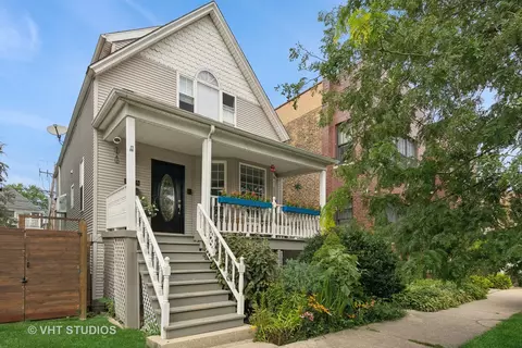 1674 W Hollywood Ave, Chicago, IL 60660