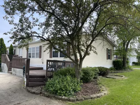 4864 Augusta Blvd, Monee, IL 60449 photo 4