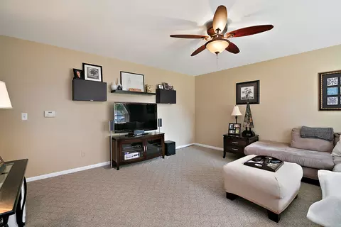 378 N Jackson Ave, Bradley, IL 60915 photo 3