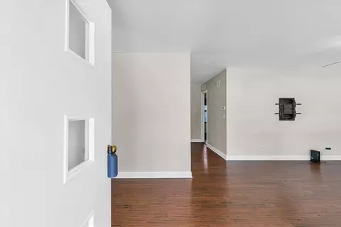 115 E Bond St, Monticello, IL 61856 photo 28