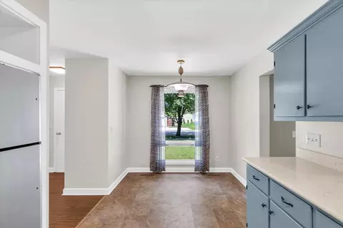 115 E Bond St, Monticello, IL 61856 photo 15