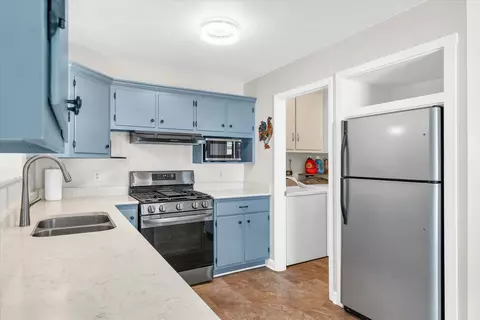 115 E Bond St, Monticello, IL 61856 photo 12
