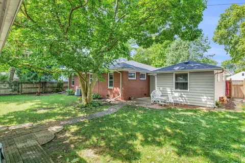 115 E Bond St, Monticello, IL 61856 photo 31