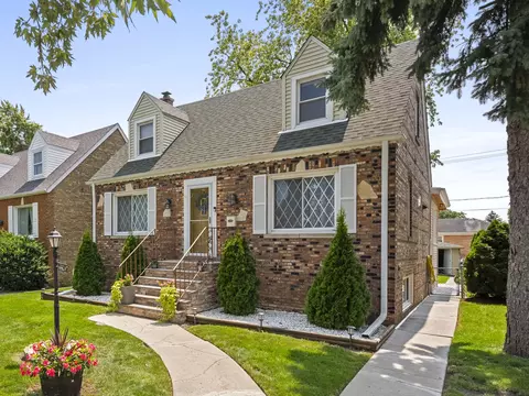9967 Schiller Blvd, Franklin Park, IL 60131