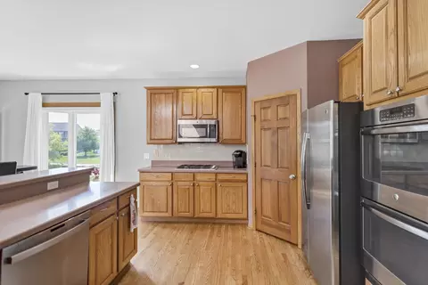1285 Tunbridge Trl, Algonquin, IL 60102 photo 13