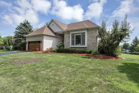 1285 Tunbridge Trl, Algonquin, IL 60102 photo 3