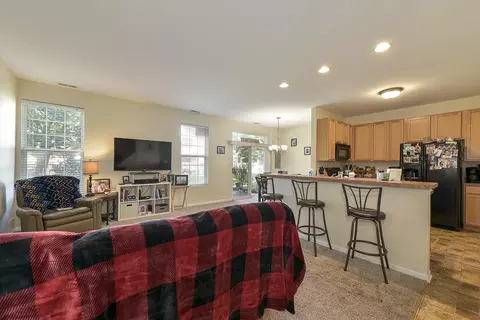 11814 Heritage Meadows Dr, Plainfield, IL 60585 photo 2