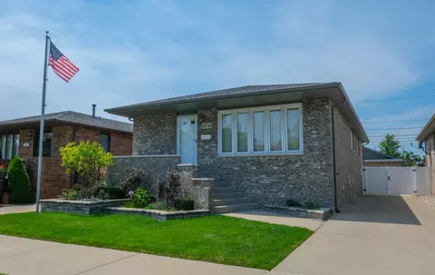 11734 S Avenue J, Chicago, IL 60617
