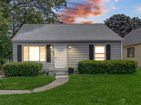Exterior - 243 S Mclean Blvd, Elgin, IL 60123 photo 2 of 6