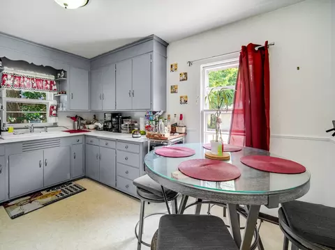 Kitchen - 243 S Mclean Blvd, Elgin, IL 60123 photo 1 of 2